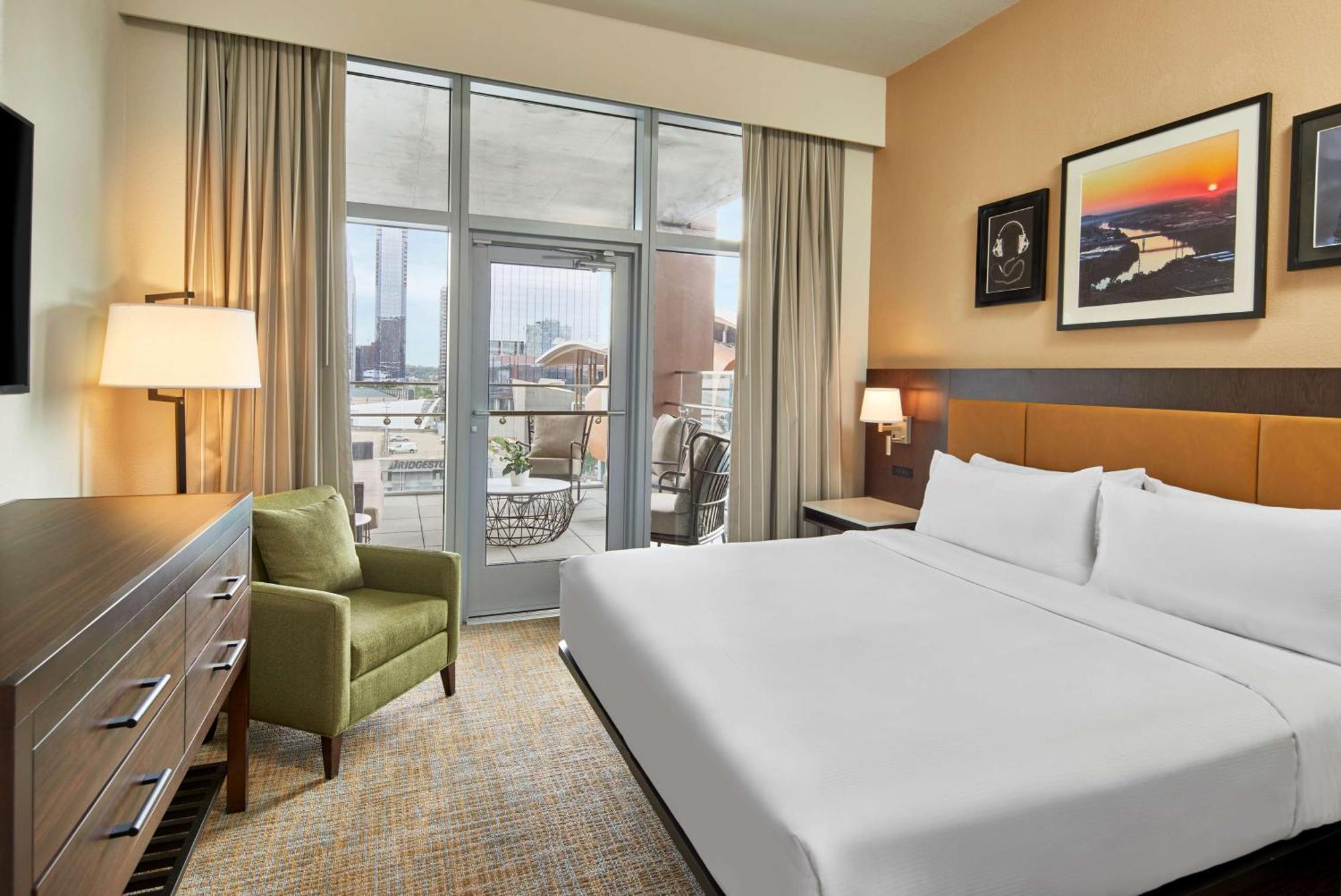 Embassy Suites By Hilton Nashville Downtown Exterior foto