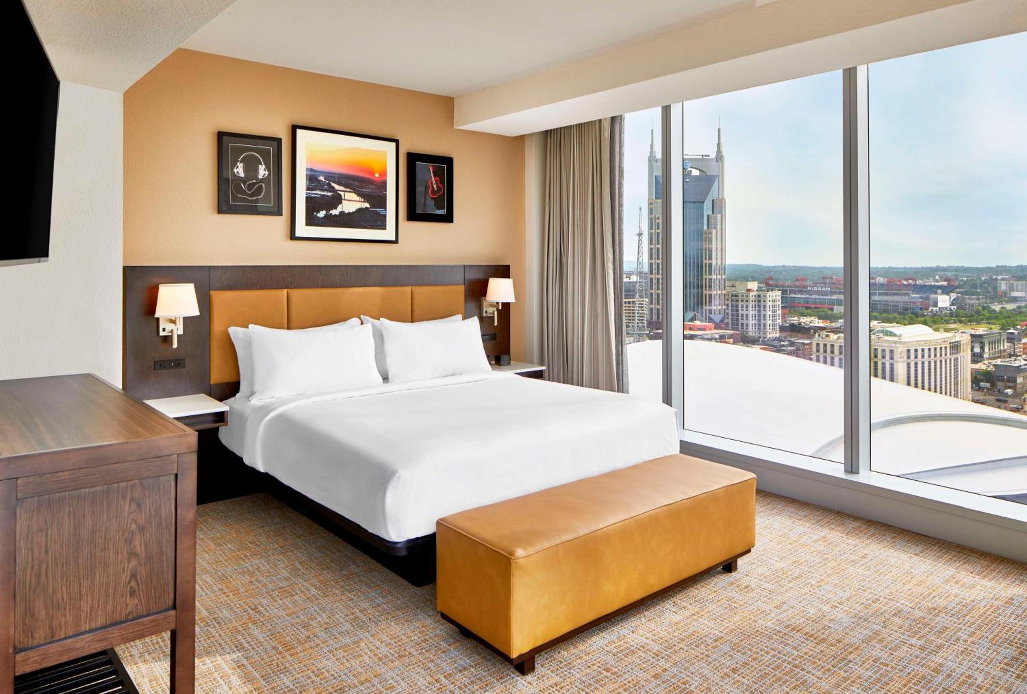 Embassy Suites By Hilton Nashville Downtown Exterior foto